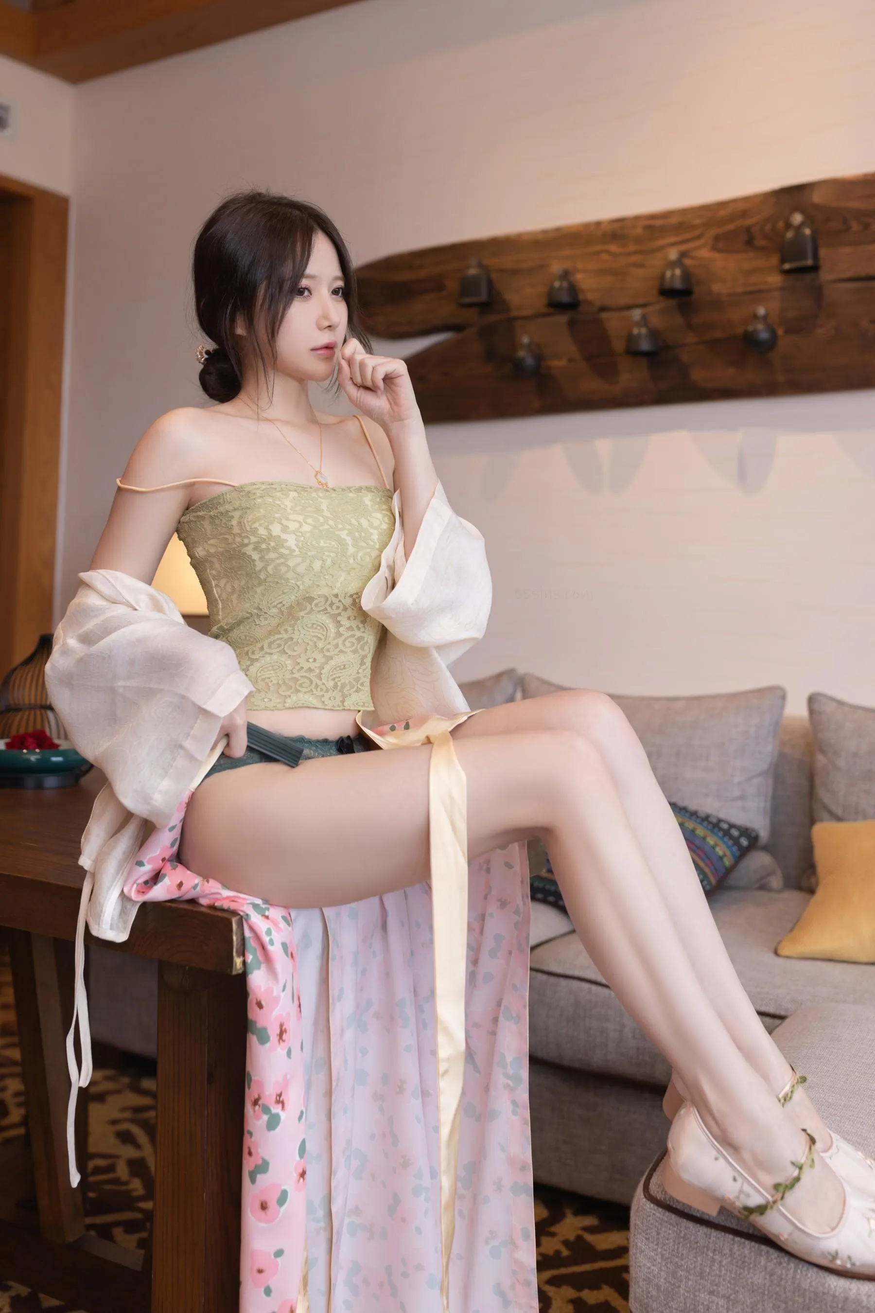NO.0009 秀人名模鱼子酱Fish内部私购未上架《古风如画》写真 [74P]插图8